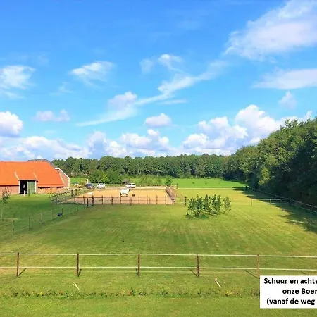 De Varkensstal Semesterbostad De Heurne