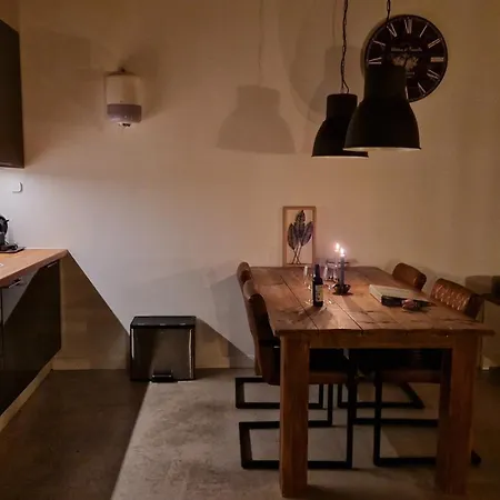 De Varkensstal