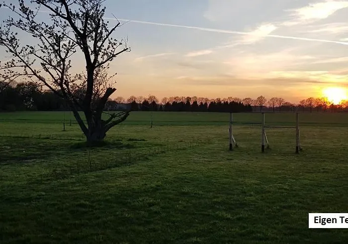 De Varkensstal بيت للعطل De Heurne