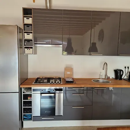 De Varkensstal * De Heurne