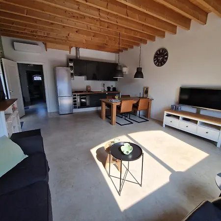 Nyaraló De Varkensstal De Heurne