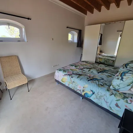 De Varkensstal * De Heurne